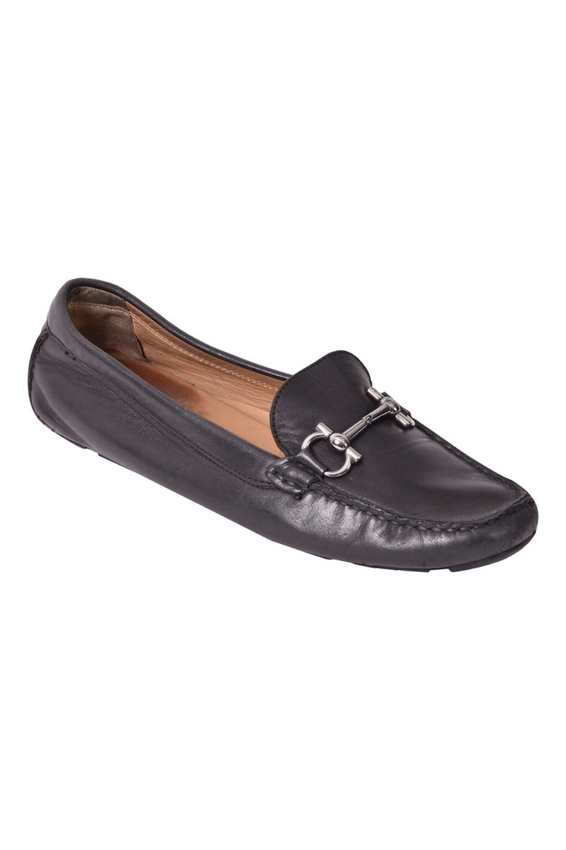 Salvatore Ferragamo Gancini Loafers Rt96-10