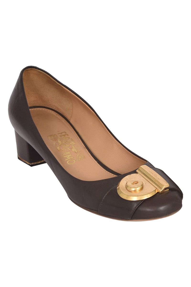 salvatore-ferragamo-leather-pumps