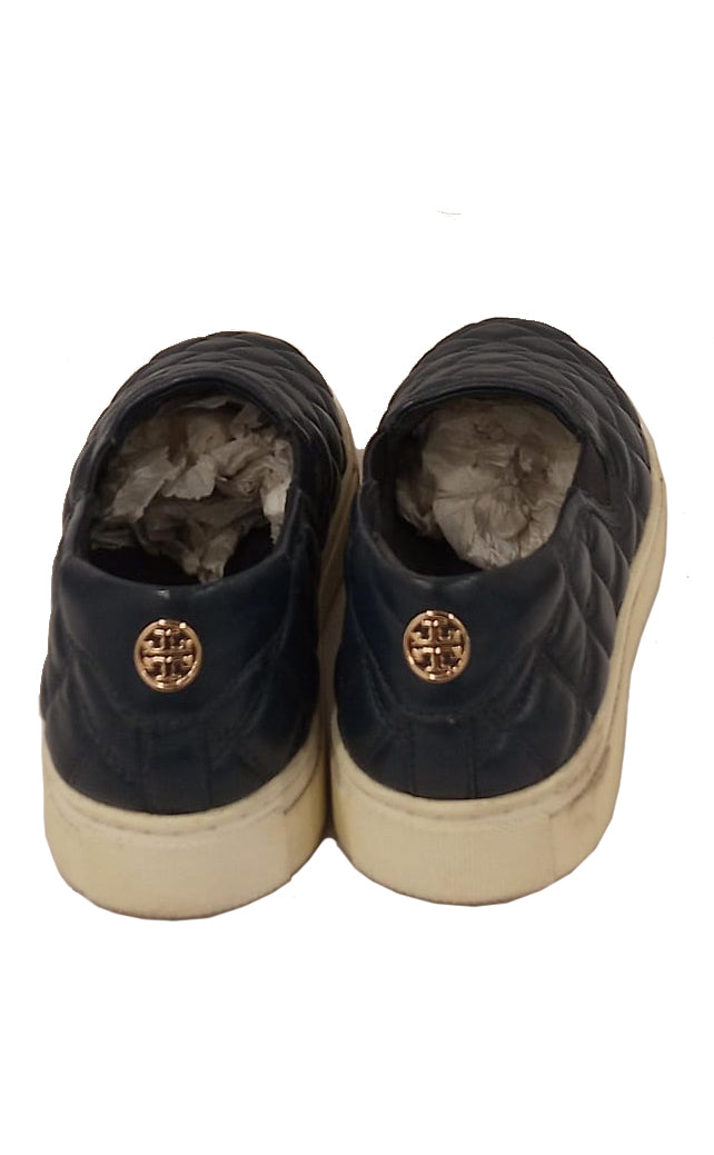 tory-burch-textured-blue-sneakers