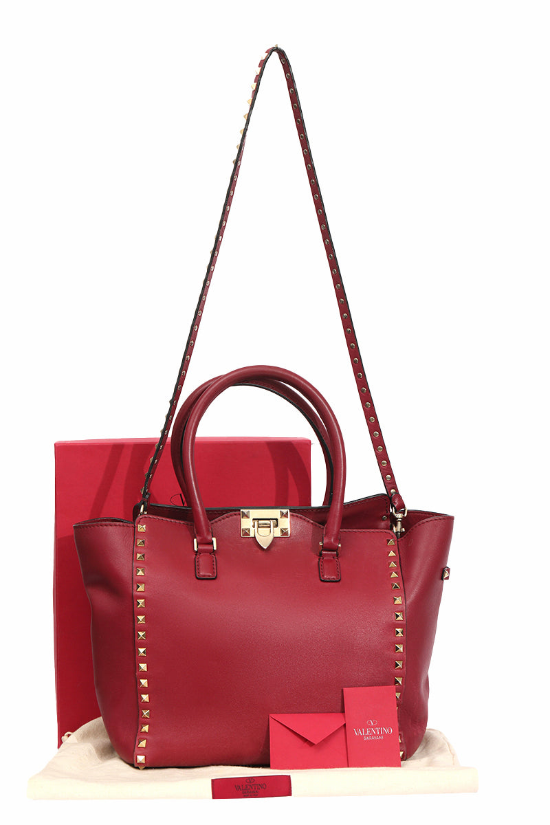 valentino-red-leather-rockstud-trapeze-bag