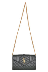 ysl-grain-de-poudre-embossed-leather-envelope-chain-wallet