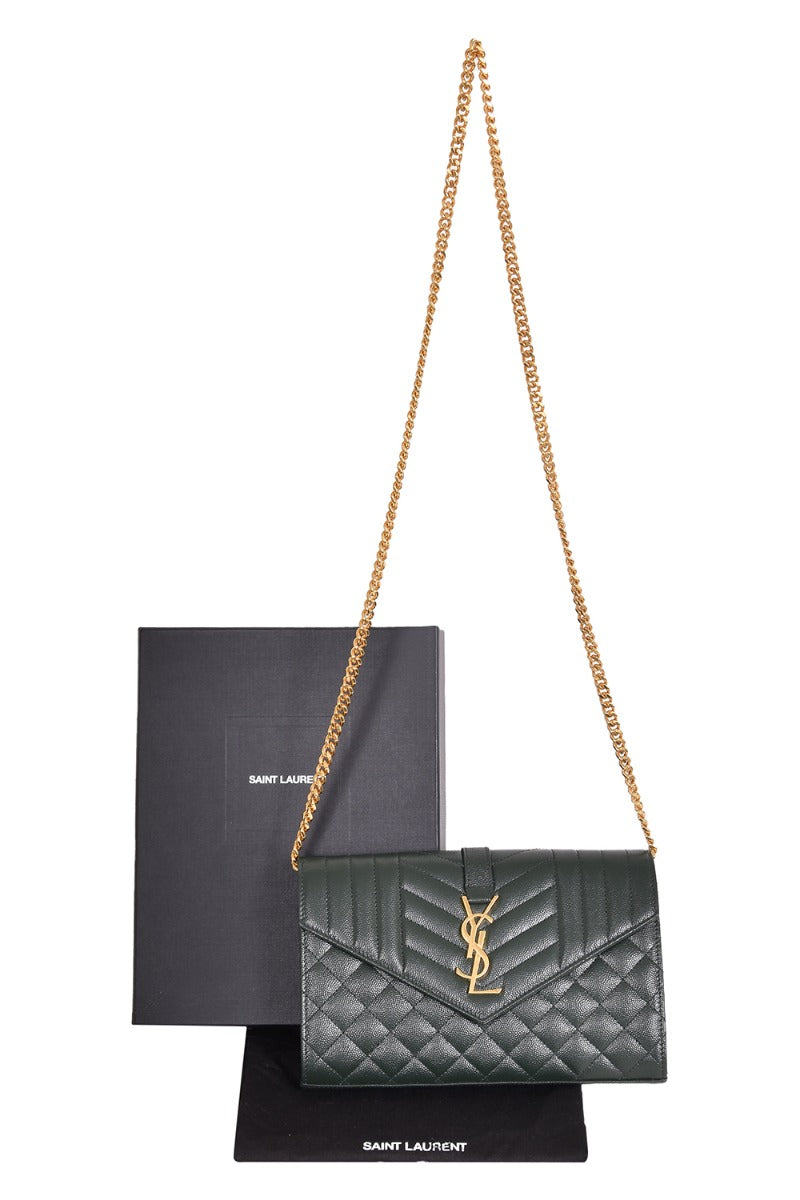 ysl-grain-de-poudre-embossed-leather-envelope-chain-wallet