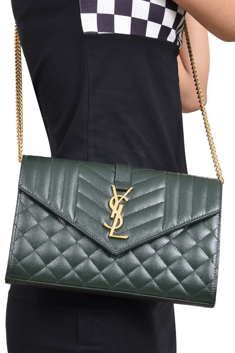 ysl-grain-de-poudre-embossed-leather-envelope-chain-wallet